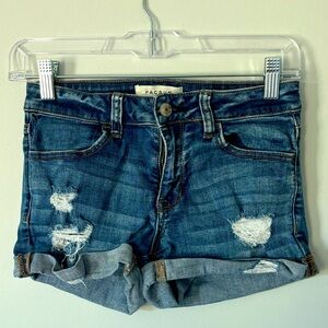 PacSun size 24 denim stretch shorts